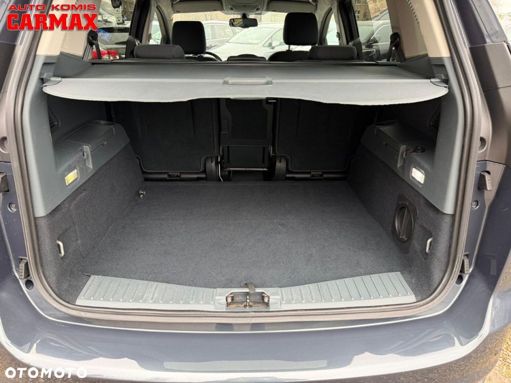 Ford Grand C-MAX - 14