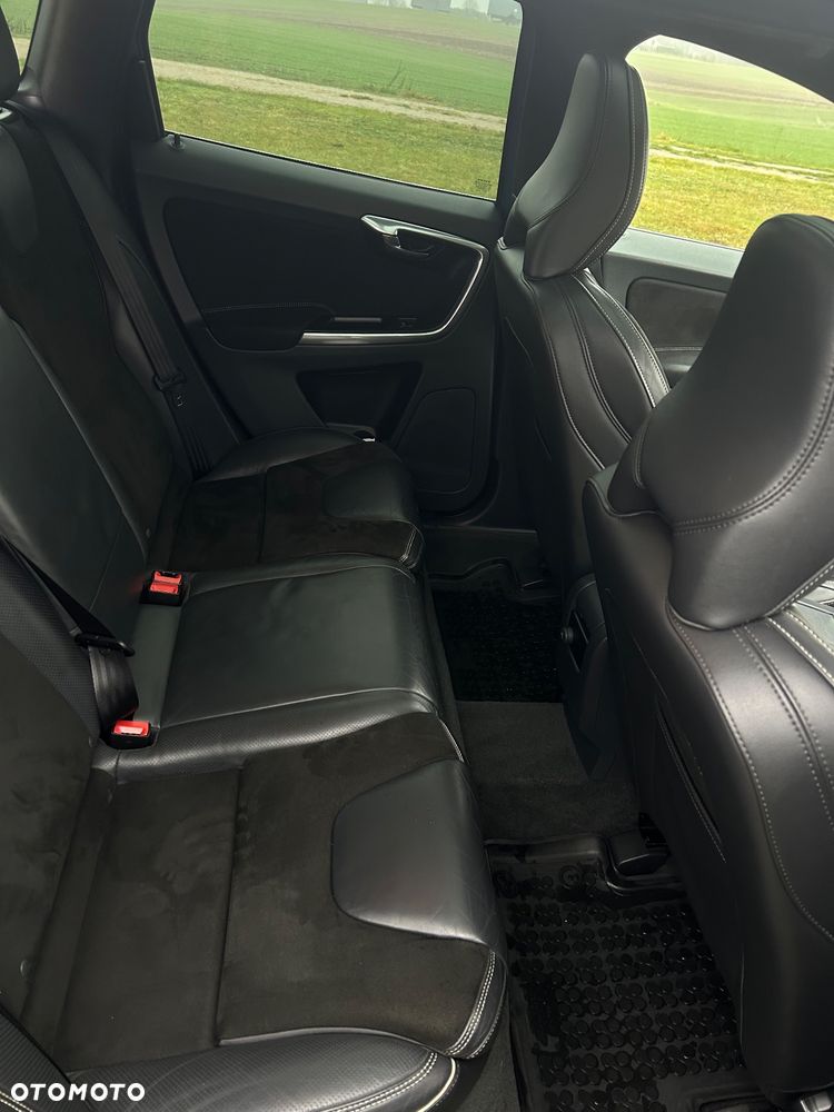 Volvo XC 60 D4 Geartronic RDesign - 10