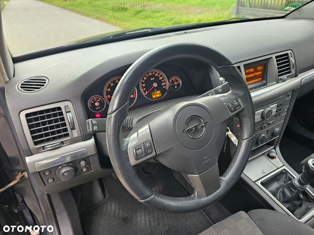 Opel Vectra 1.8 GTS - 11