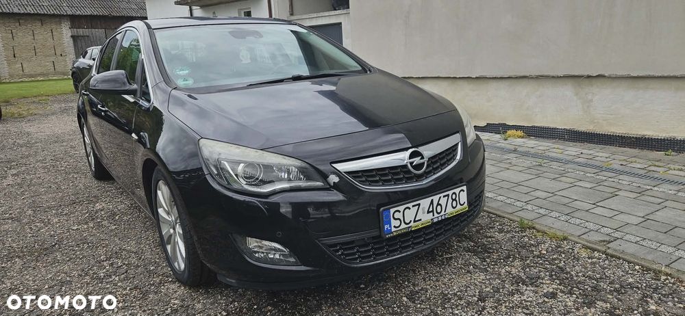Opel Astra 1.6 T Cosmo - 3