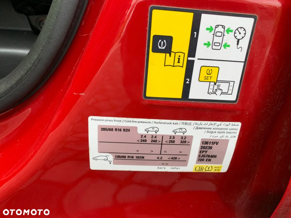 Citroën C4 Picasso HDi 90 Attraction - 23