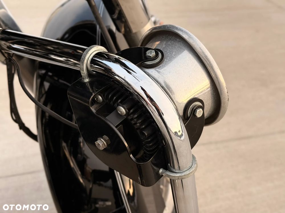 Harley-Davidson FLHT Electra Glide Standard - 19