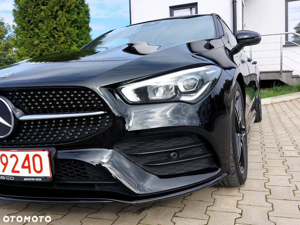 Mercedes-Benz CLA 200 Shooting Brake 7G-DCT AMG Line - 3