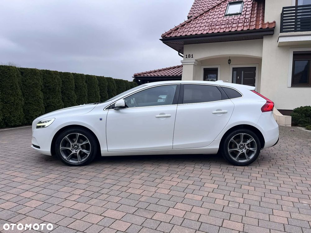 Volvo V40 D2 Ocean Race - 3
