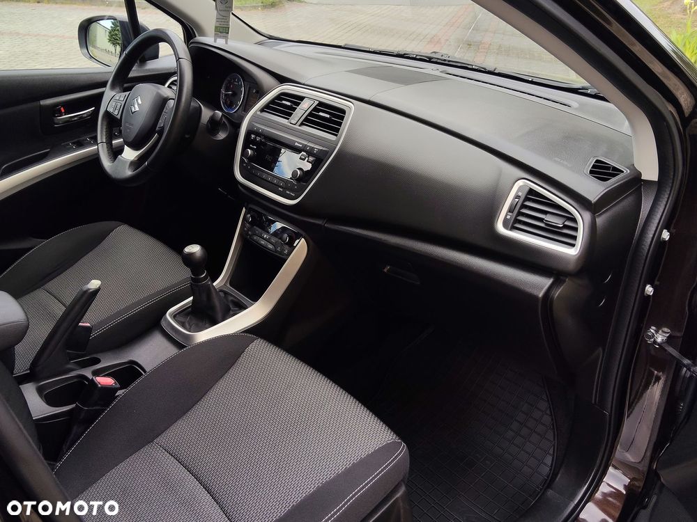 Suzuki SX4 S-Cross 1.6 Elegance - 29