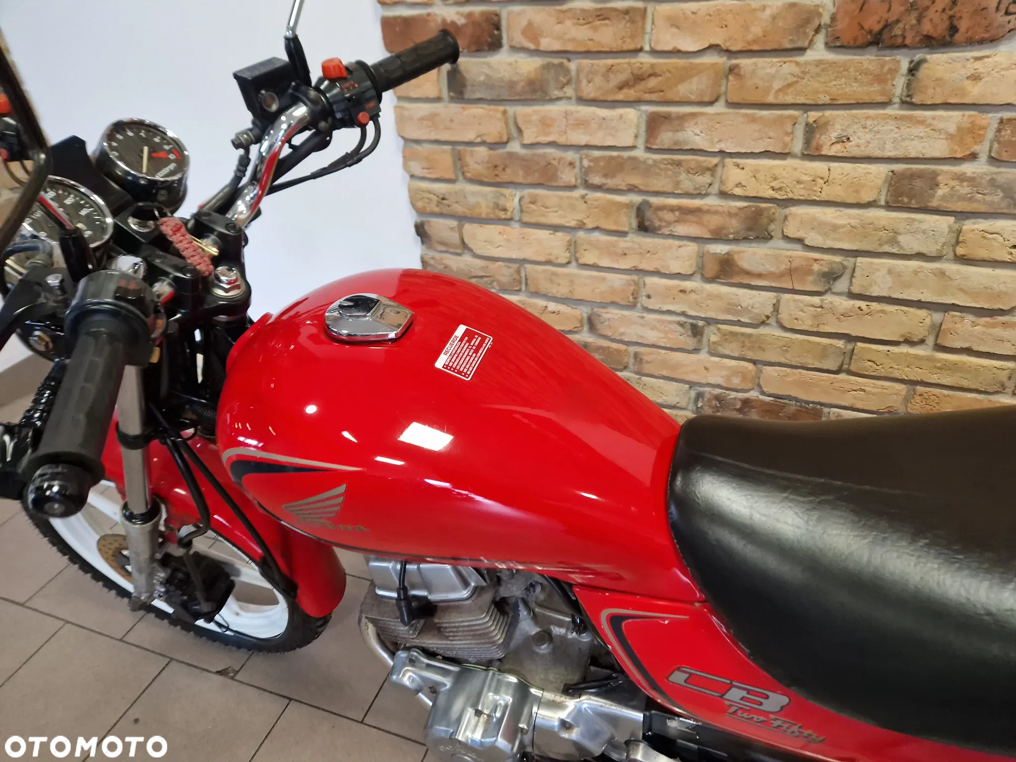 Honda CB - 11