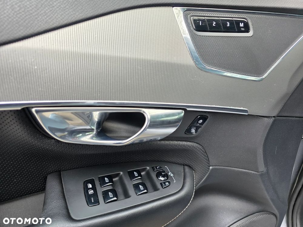 Volvo XC 90 T6 AWD Geartronic RDesign - 6