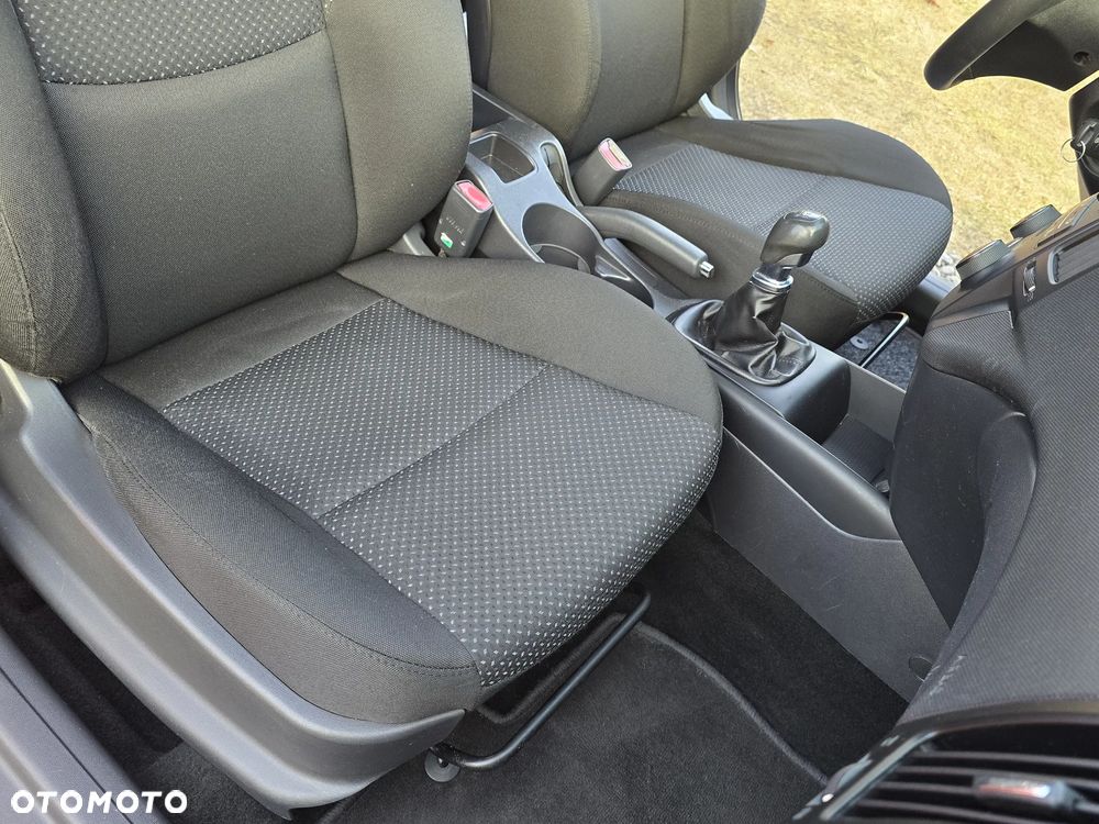 Hyundai i30 1.4 Classic + - 21