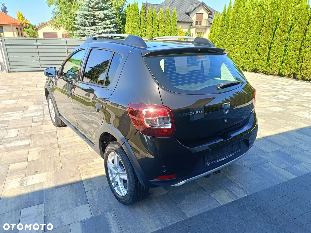 Dacia Sandero TCe 90 Celebration - 13