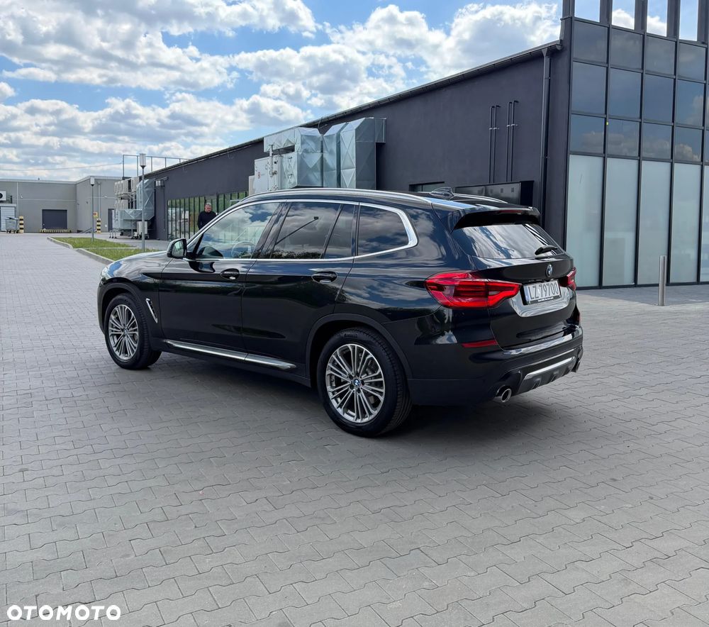 BMW X3 xDrive30d Luxury Line - 7