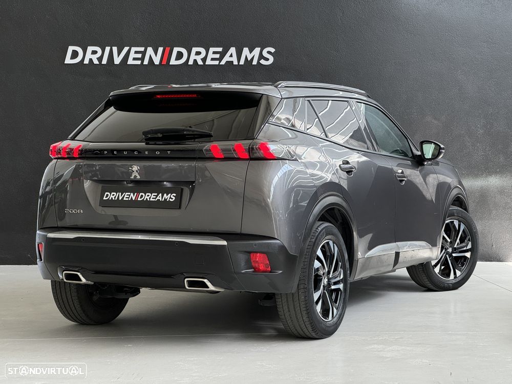 Peugeot 2008 1.2 PureTech Allure Pack EAT8 - 5