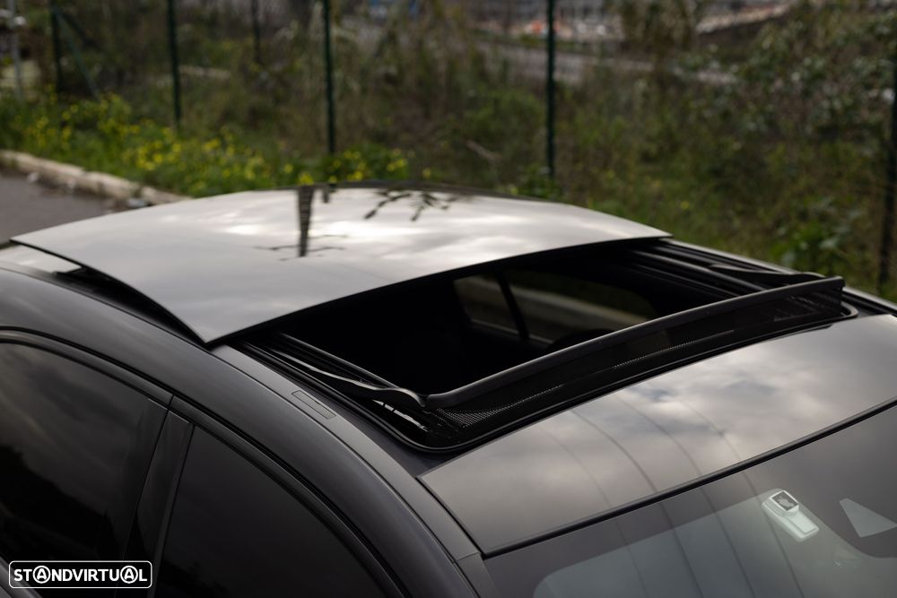 Mercedes-Benz A 250 e 8G-DCT AMG Line - 5