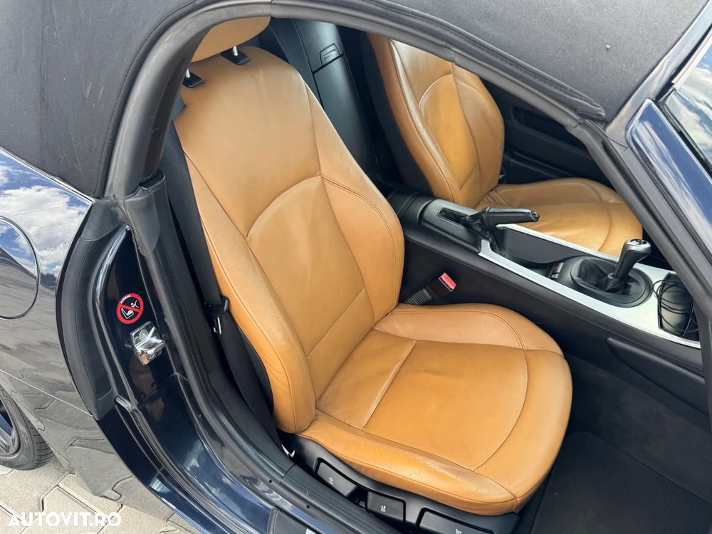 BMW Z4 2.0i - 13