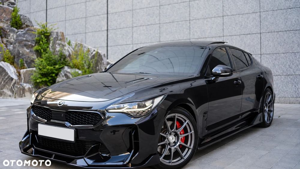 Kia Stinger - 3