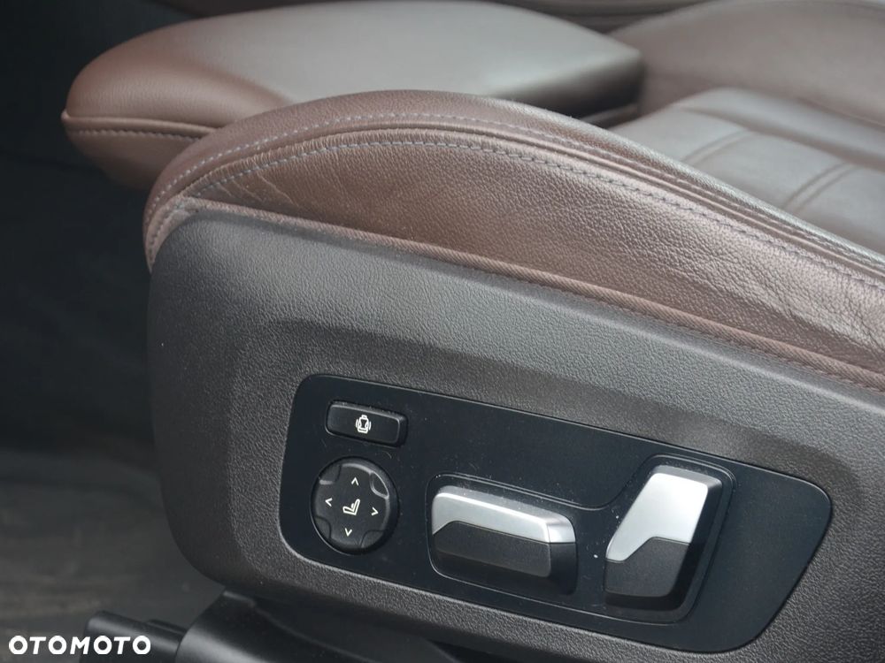 BMW X4 xM40d mHEV - 13