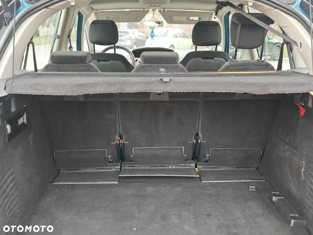 Citroën C4 Picasso - 16