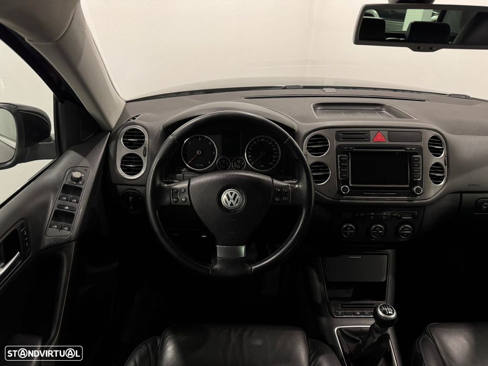 VW Tiguan 2.0 TDI Sport 4Motion - 8
