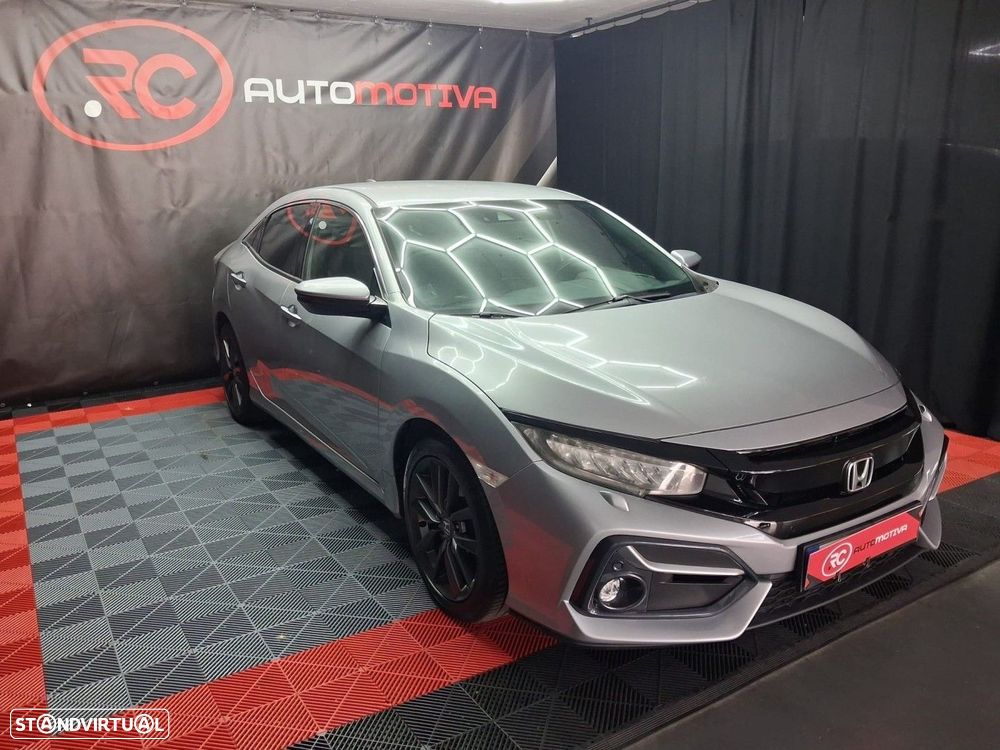 Honda Civic 1.0 i-VTEC Elegance CVT - 2