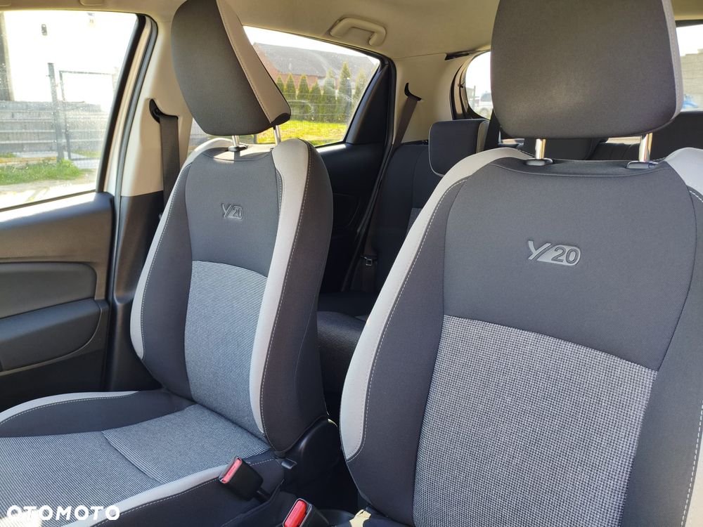 Toyota Yaris 1.5 20th Anniversary CVT - 15