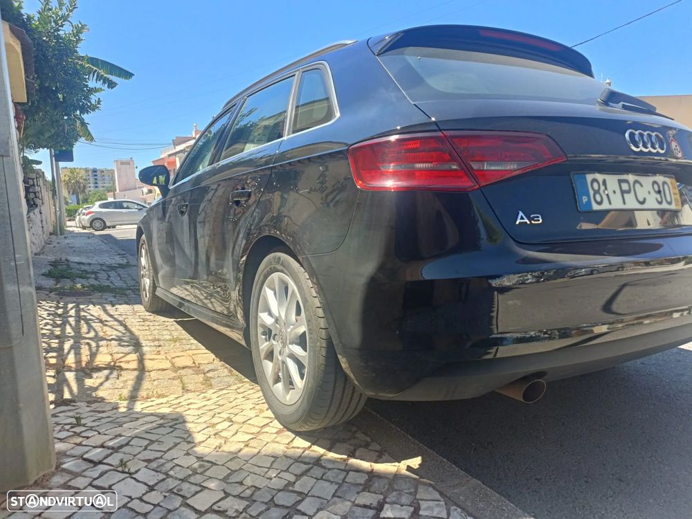 Audi A3 Sportback 1.6 TDI Attraction Ultra - 2