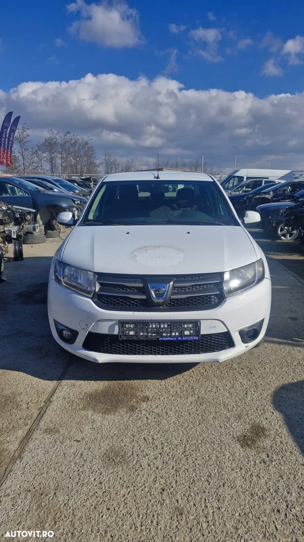 Dezmembram Dacia Logan 2 an 2015 motor 1.2 Benzina cod D4F-F7