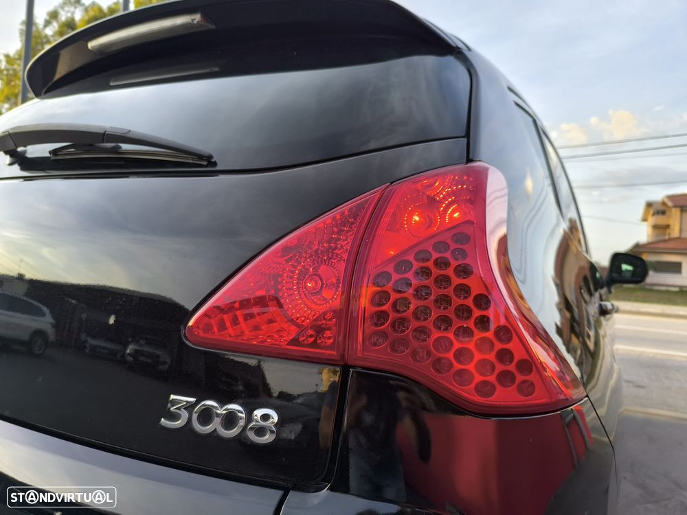 Peugeot 3008 2.0 HDi Hybrid4 - 16