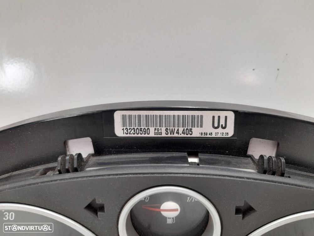 QUADRANTE OPEL ASTRA H GTC 2006 - 6