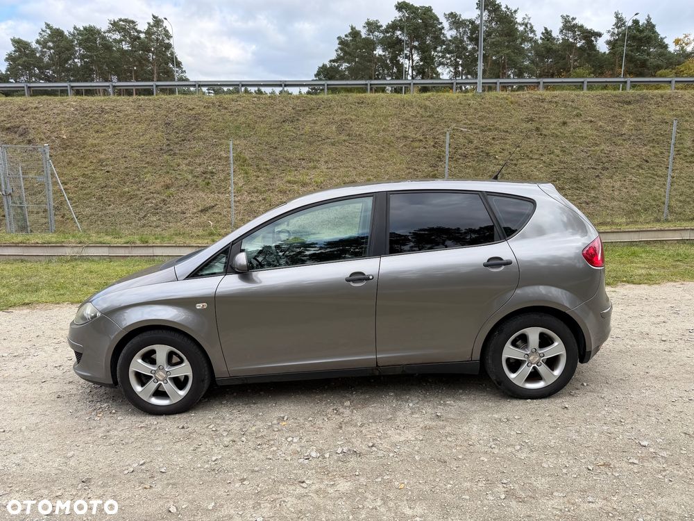 Seat Altea 2006 photo 2