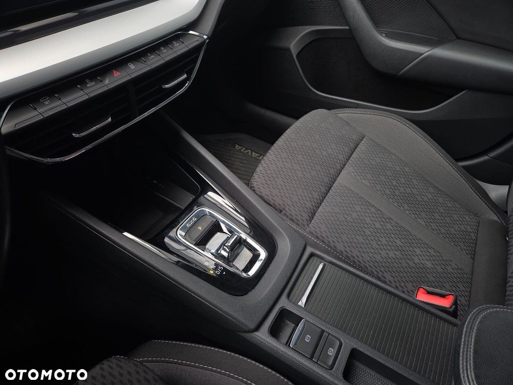 Skoda Octavia 2.0 TDI 4x4 Style DSG - 13