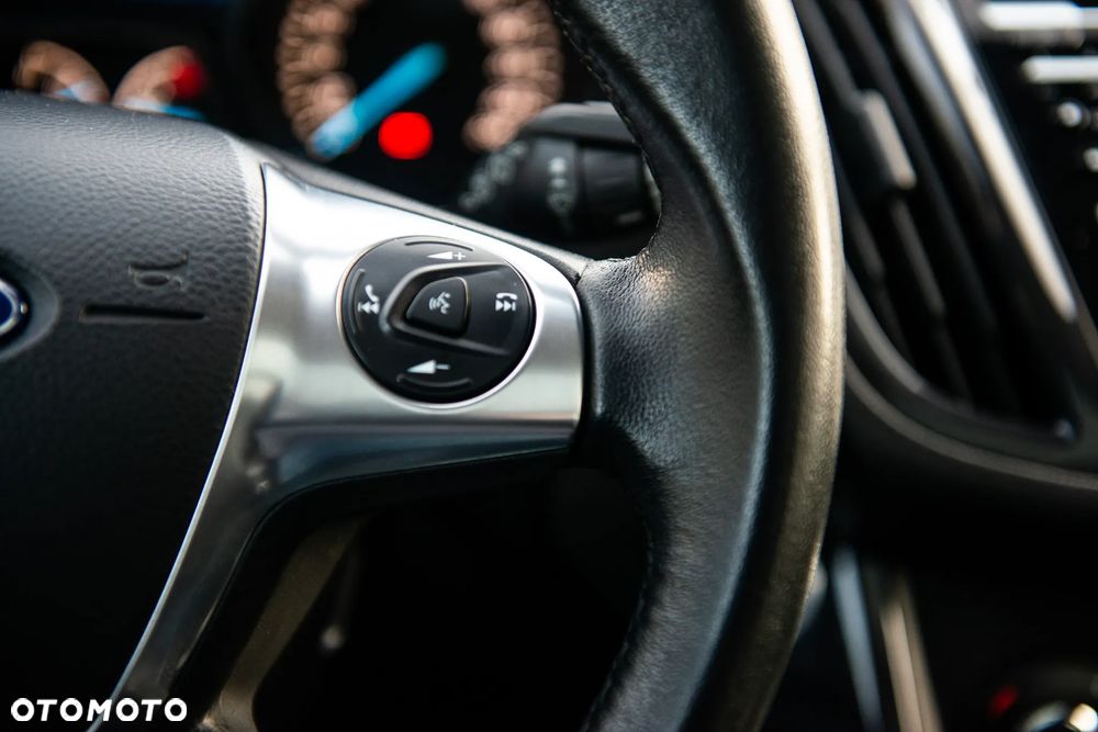 Ford Kuga 2.0 TDCi 4x4 Titanium - 40