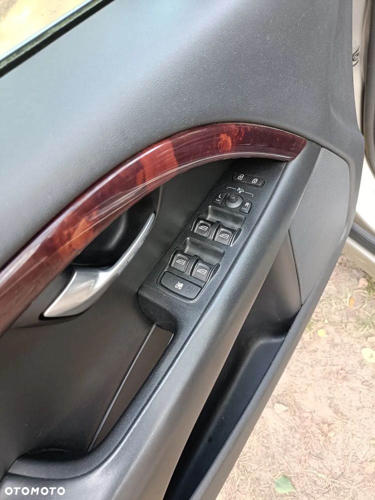 Volvo V70 2.0D Summum - 12