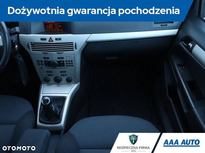 Opel Astra - 10