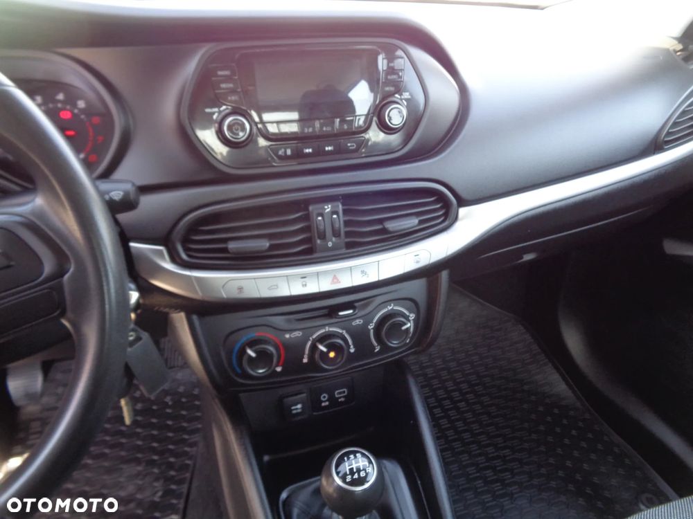 Fiat Tipo 1.4 16V Pop - 11