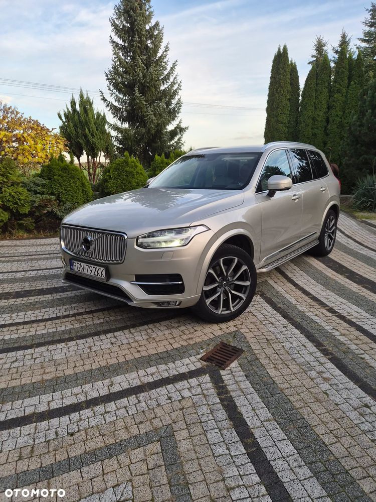 Volvo XC 90 - 2