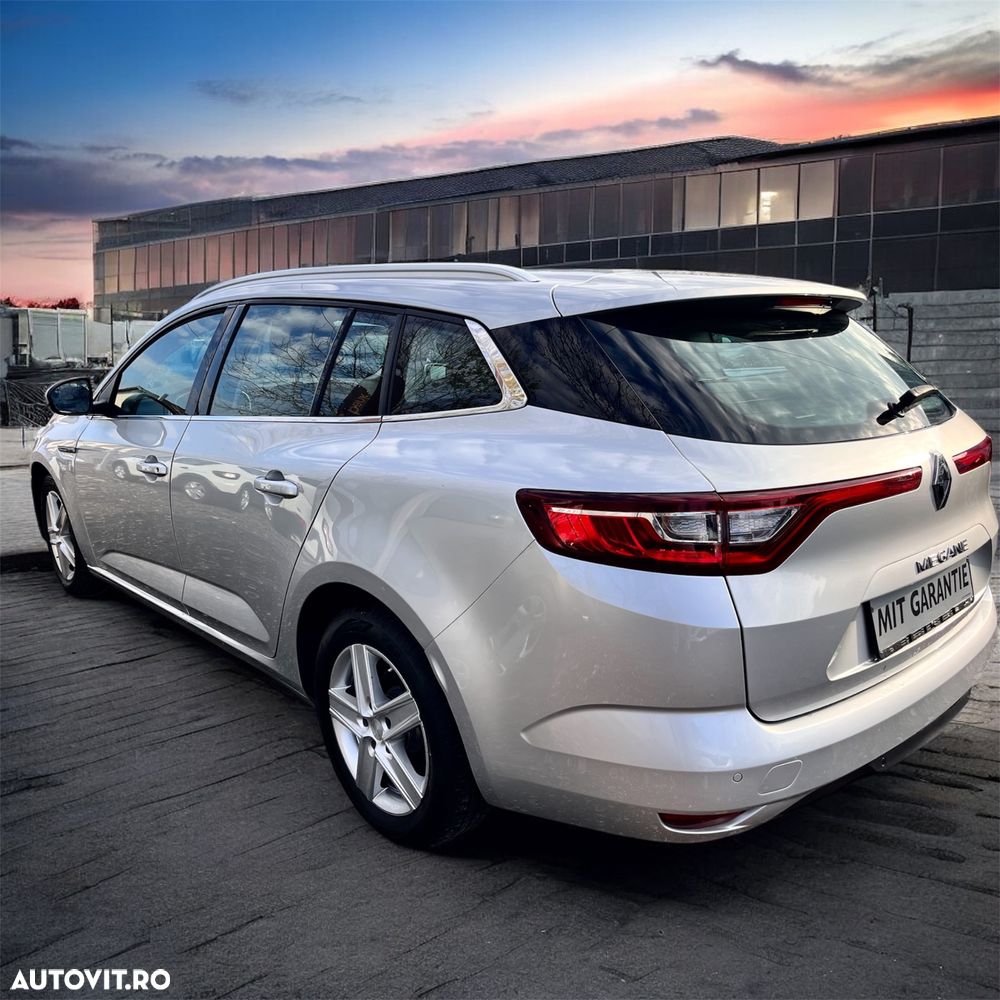 Renault Megane Blue dCi 116 Intens - 9