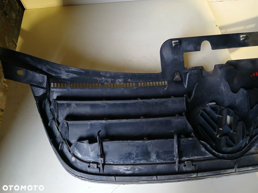 Volkswagen Touran Grill - 6