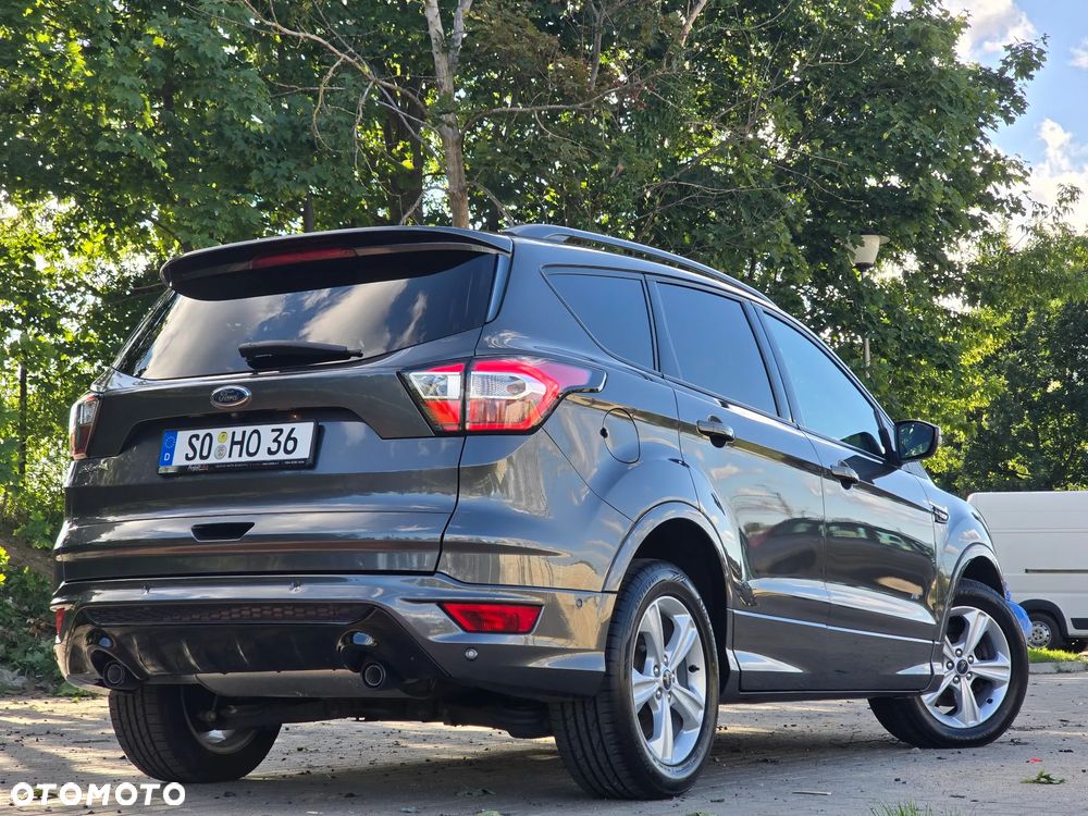 Ford Kuga 2.0 TDCi 4x4 ST-Line - 37