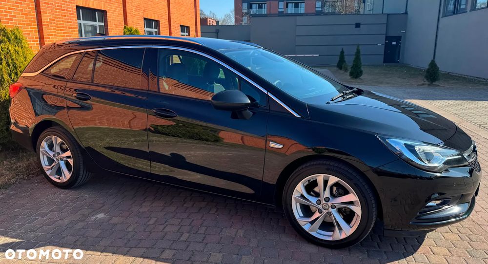 Opel Astra 1.6 CDTI Cosmo - 38