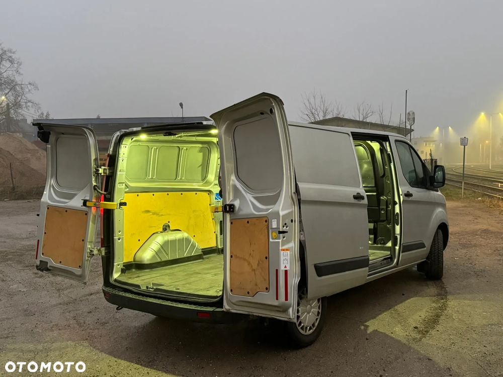 Ford TRANSIT CUSTOM - 15