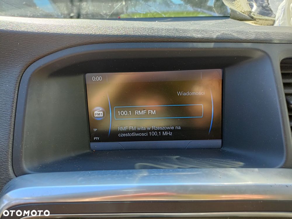 VOLVO S60 II 10-13 2011 r. wyświetlacz ekran monitor radia * - 1