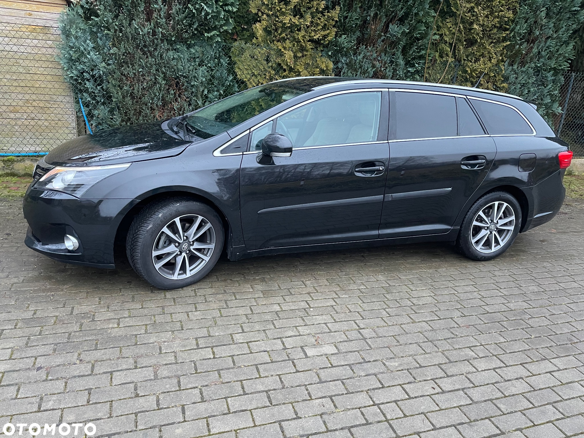 Toyota Avensis 2.0 Prestige EU5 MS - 11