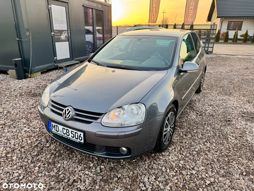 Volkswagen Golf - 16