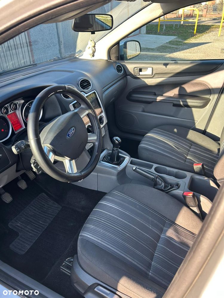 Ford Focus 1.6 TDCi FX Silver - 19