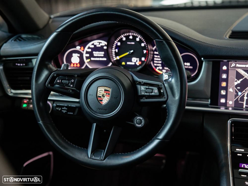 Porsche Panamera Sport Turismo 4 E-Hybrid Platinum Edition PDLS - 30