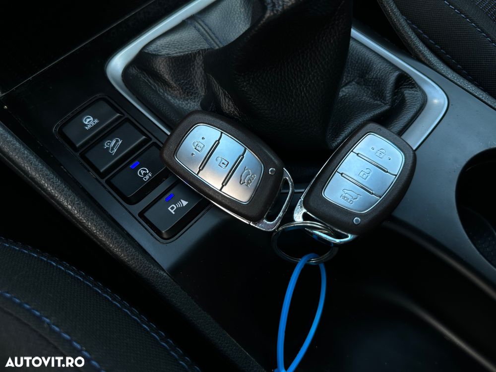 Hyundai Tucson blue 1.7 CRDi 2WD Style - 33