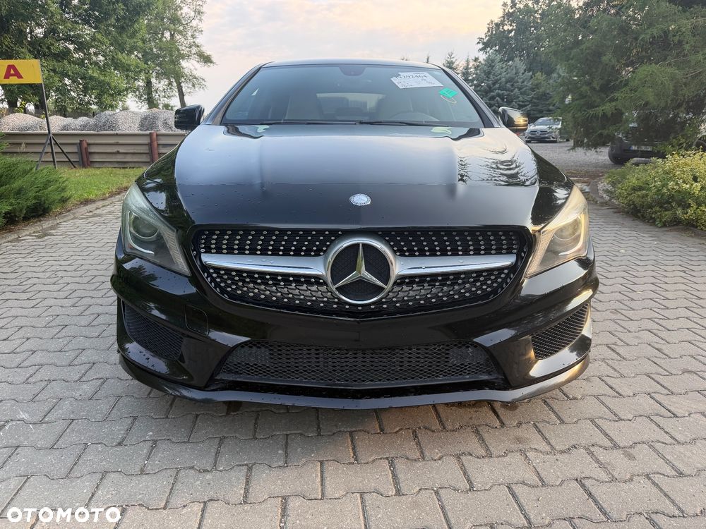 Mercedes-Benz CLA 250 7G-DCT AMG Line - 4