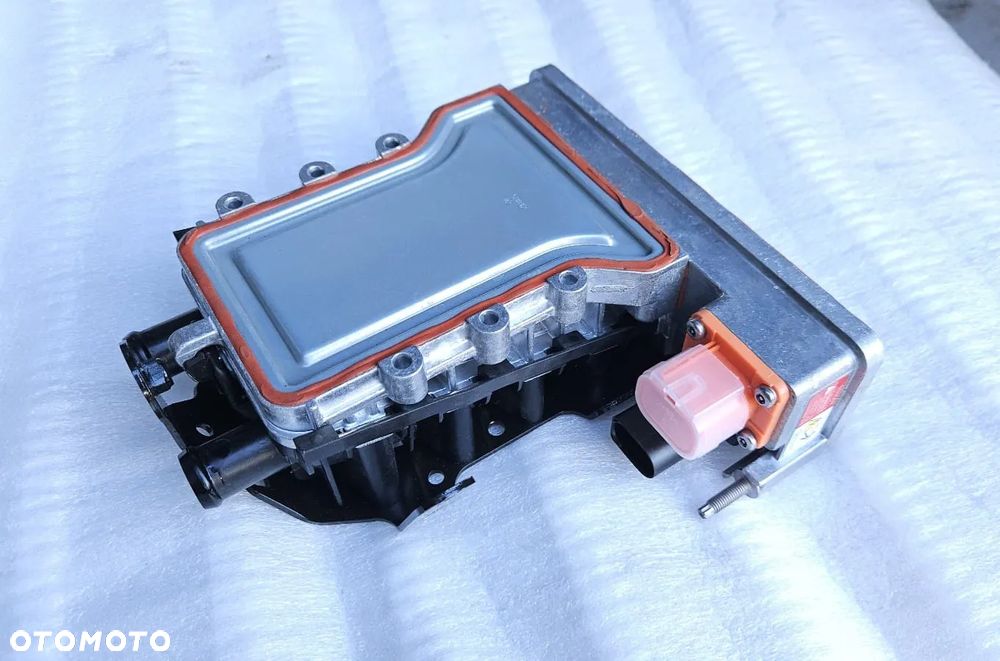 VW AUDI SEAT SKODA intercooler 04E145785E - 3