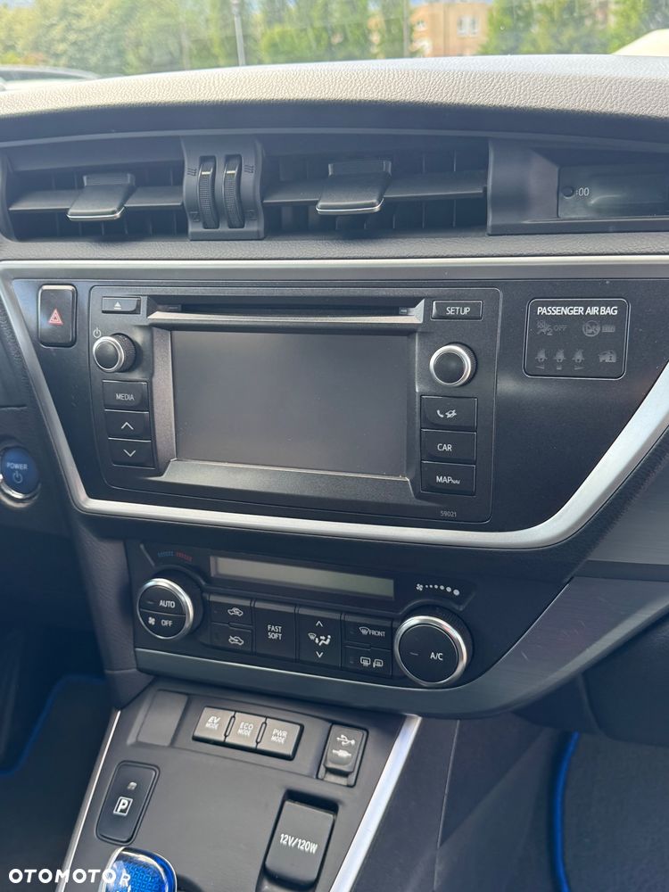 Toyota Auris - 23