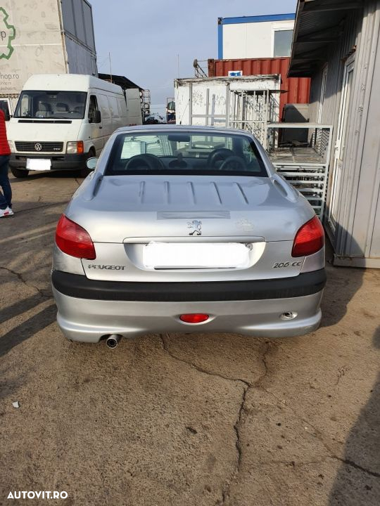 Dezmembrari  Peugeot 206  1998  > 0000 1.6 Benzina - 4