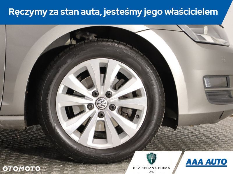 Volkswagen Golf - 16